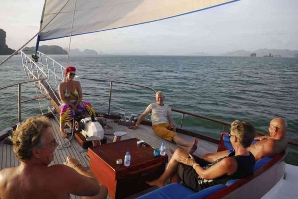  Profile Photos of Jabudays - Phuket Yacht Charter 159/6, T. Srissonthorn, A. Thalang - Photo 10 of 10