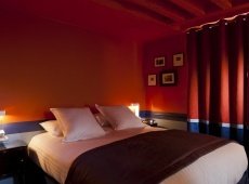  Profile Photos of Hotel Crayon Rouge 42, rue Croix des Petits Champs - Photo 4 of 6