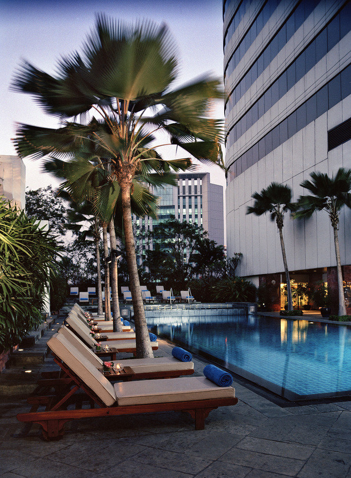 Outdoor Pool Profile Photos of JW Marriott Hotel Bangkok 4 Sukhumvit Road Soi 2 - Photo 21 of 21