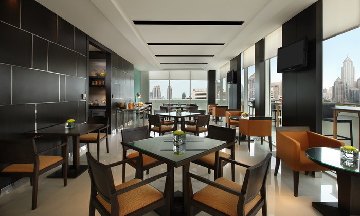 Executive Lounge Profile Photos of Courtyard by Marriott Bangkok 155/1 Soi Mahadlekluang 1, Rajadamri Road - Photo 10 of 21