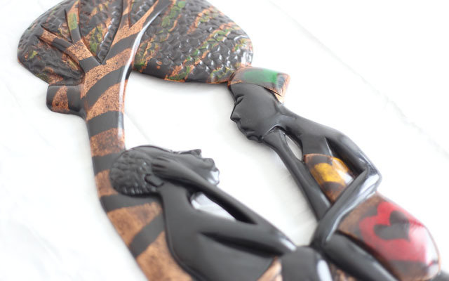  Selection of Products of Arts and Crafts of Africa Ltd 235 High Street - Photo 3 of 8