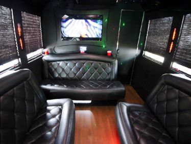 New Album of Tampa Limo 11201 N 22nd St, Apt #5 - Photo 1 of 24