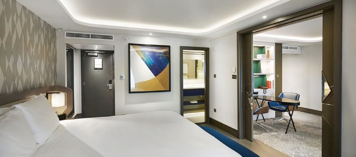  Hotel of Hilton London Heathrow Airport Terminal 4 - Photo 8 of 17