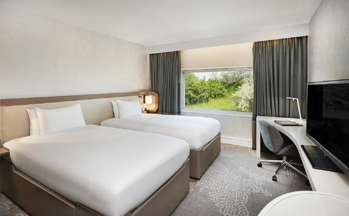  Hotel of Hilton London Heathrow Airport Terminal 4 - Photo 1 of 17