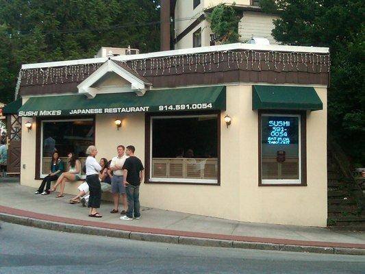  Profile Photos of Sushi Mikes 146 Main Street - Photo 5 of 5