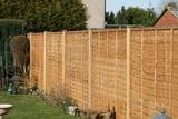 Panel Fencing Kings Lynn Norfolk. Call 07712 893277 SK Services. Fencing Contractors Kings Lynn - Garden Fences, Security Chain Link and Gate Suppliers West Norfolk Downham Rd 