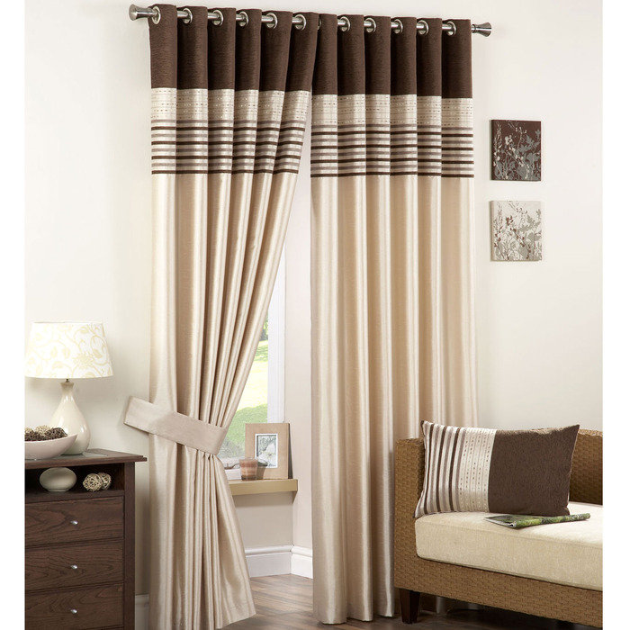  Profile Photos of Decorate your home using beautiful blinds and curtains Unit 4 london road industrial estate - Photo 3 of 3