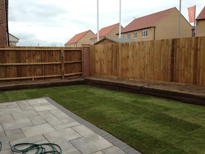 To this New Album of Allied gardens ltd 7 Eastrea Road - Photo 2 of 6