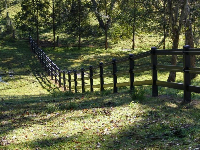  Profile Photos of Think Fencing Pty Ltd 2415 Portarlington Road - Photo 13 of 16