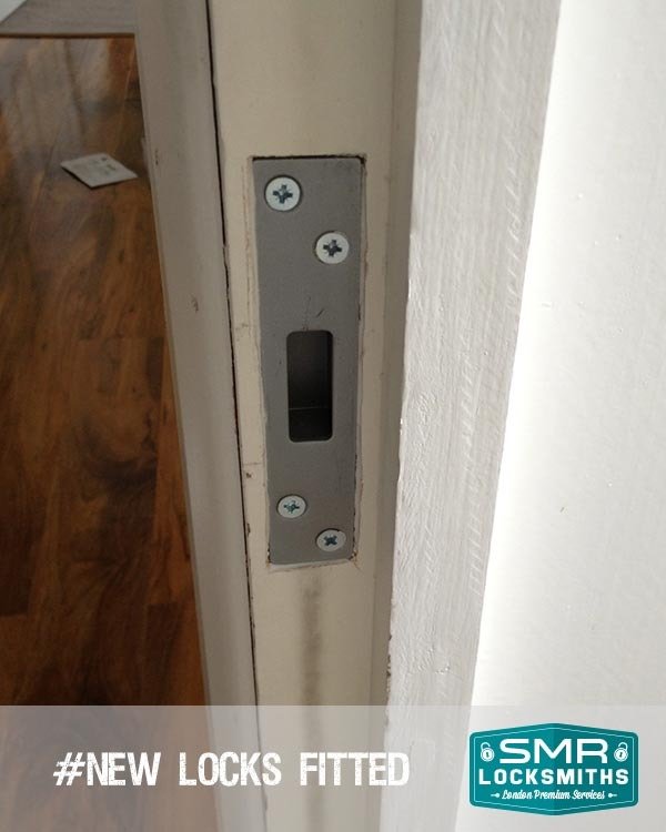door lock changed in Pimlico by SMR Locksmiths Profile Photos of SMR Locksmiths - Local Pimlico emergency locksmiths Pimlico High Street - Photo 8 of 8