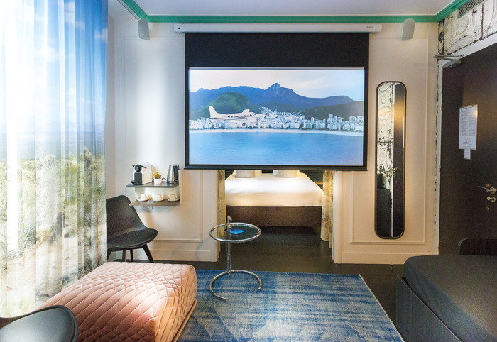  Profile Photos of Hotel La Demeure 51. Boulevard Saint Marcel - Photo 6 of 14