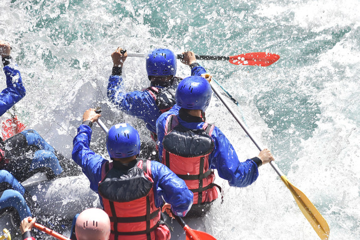  New Album of White Wolf Rafting Inc. 109-829 10th St. - Photo 2 of 4