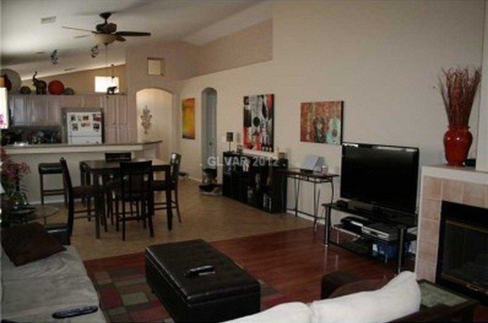  Profile Photos of Aaron Taylor - The Real Estate Guy 5265 S. Durango Dr. - Photo 3 of 11