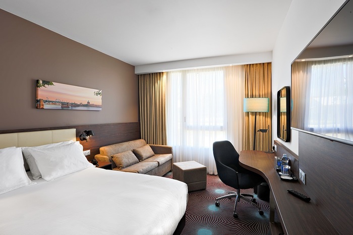  Profile Photos of Hampton by Hilton Toulouse Airport 92 Rue de Bordebasse - Photo 5 of 11