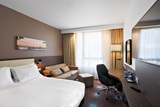  Hampton by Hilton Toulouse Airport 92 Rue de Bordebasse 