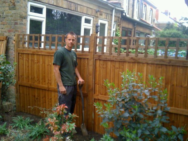  Profile Photos of Garden Fencing in North London, GreenFellas 8 Long lane, Finchley, North London, N32PU - Photo 1 of 4