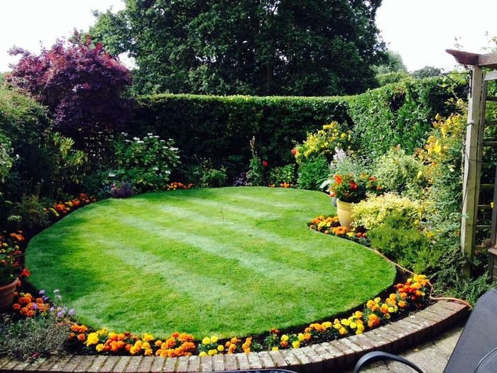 Garden Maintenance & Landscape Design - Finchley, Barnet & North London Profile Photos of CGR Garden Services Summers Lane - Photo 1 of 20 Garden Maintenance & Landscape Design - Finchley, Barnet & North London Profile Photos of CGR Garden Services Summers Lane - Photo 1 of 20
