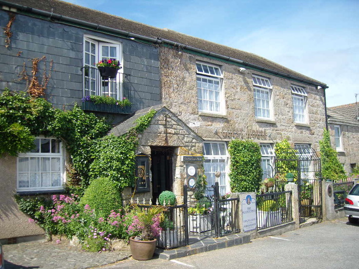  New Album of The Old Count House B&B 1 Trenwith Square - Photo 1 of 4