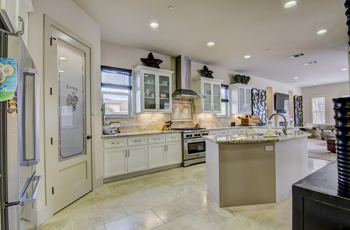  Profile Photos of Duplex houses for sale in California - 39th St Properties LLC 970 Reserve Dr #201 - Photo 3 of 4