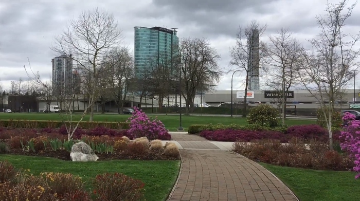Holland Park 14 minutes drive to the north of Surrey BC dentist Southridge Dental - Family & Cosmetic Dentistry Our Surrey, BC Cosmetic Dentistry of Southridge Dental - Family & Cosmetic Dentistry 5680 152 St #103 - Photo 7 of 16