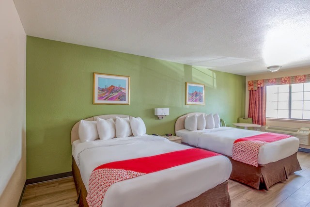  Profile Photos of OYO Hotel Yoakum West 104 Ellen May Rd - Photo 18 of 24