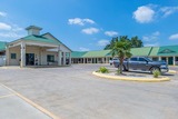  OYO Hotel Yoakum West 104 Ellen May Rd 