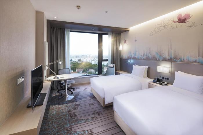 Twin Guest Room New Album of Hilton Garden Inn Shanghai Hongqiao No. 1915 Huqingping Road, Qingpu - Photo 3 of 10