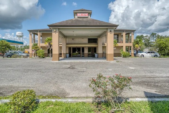 Profile Photos of OYO Hotel Kinder 13894 US-165 - Photo 31 of 31