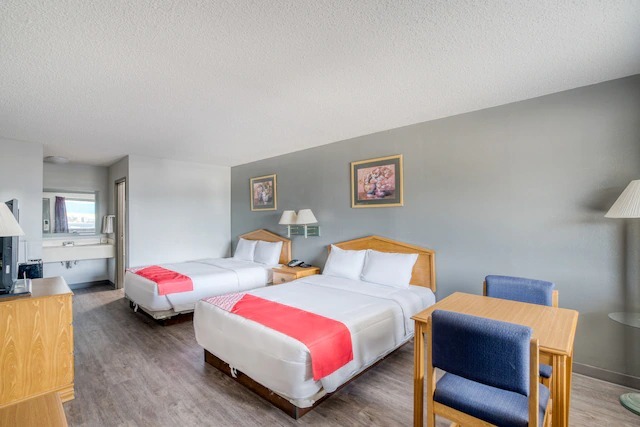  Profile Photos of OYO Hotel Kinder 13894 US-165 - Photo 18 of 31