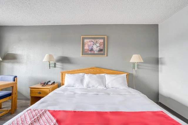  Profile Photos of OYO Hotel Kinder 13894 US-165 - Photo 9 of 31