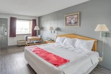  OYO Hotel Kinder 13894 US-165 