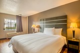 OYO Hotel Jackson Fairgrounds I-55 390 Greymont Street 