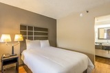  OYO Hotel Jackson Fairgrounds I-55 390 Greymont Street 