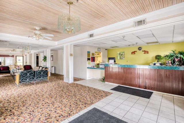  Profile Photos of OYO Hotel Grenada West 1451 Sunset Drive - Photo 16 of 35