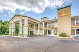  OYO Hotel Grenada West 1451 Sunset Drive 