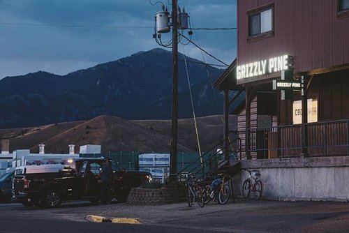  Profile Photos of Grizzly Pine 512 N Broadway Ave - Photo 2 of 2