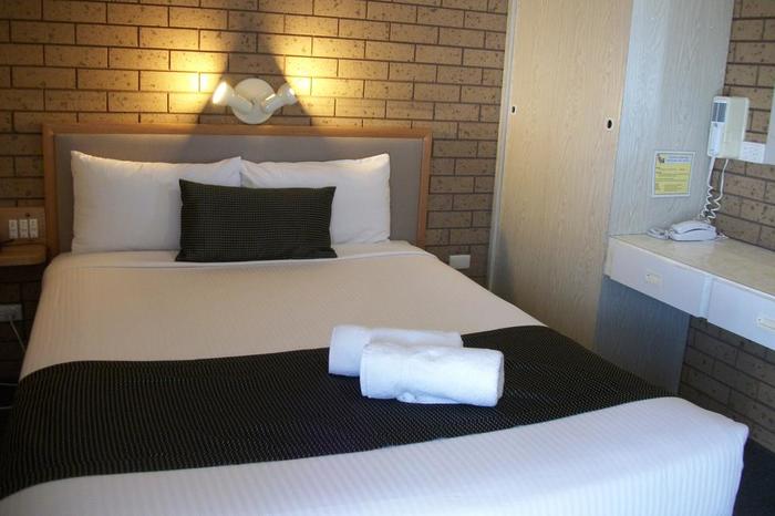  Profile Photos of Country Home Motor Inn 11 Wyndham Street - Photo 1 of 2