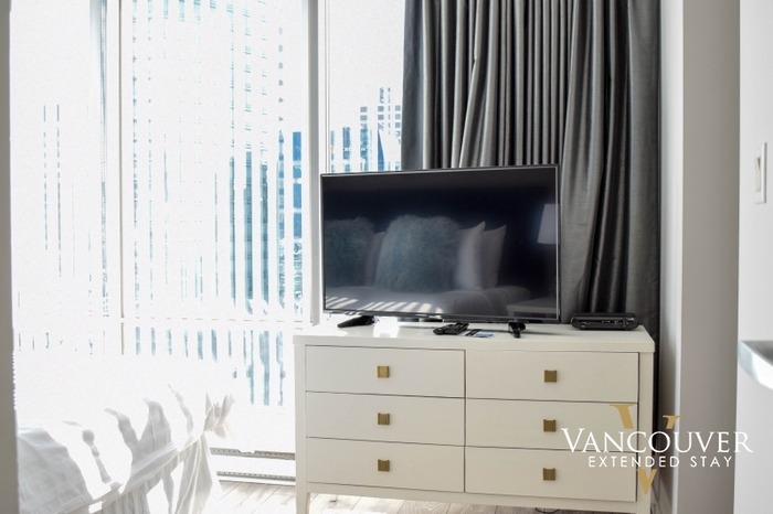  Furnished Apartment of Vancouver Extended Stay 101-1288 West Georgia Street - Photo 9 of 24