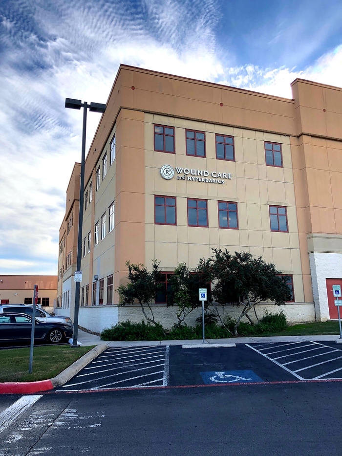  Profile Photos of R3 Wound Care and Hyperbarics 18626 Hardy Oak Blvd #103 - Photo 3 of 5