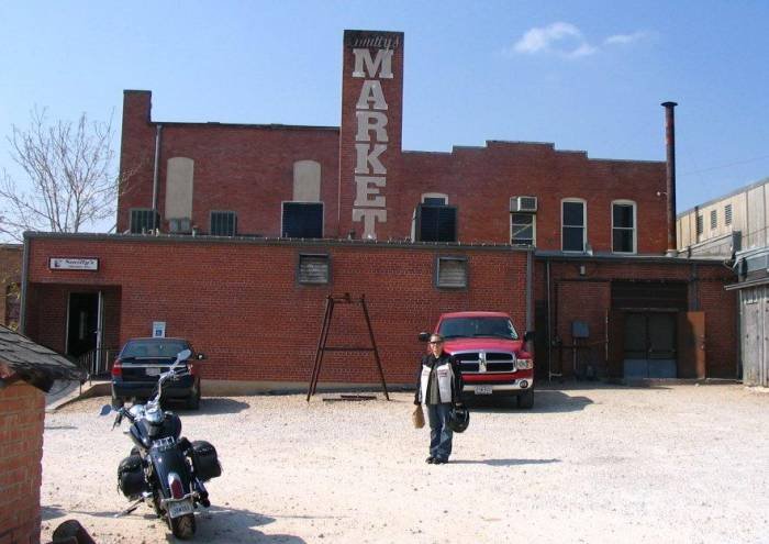  Profile Photos of Smitty's Market 208 S Commerce St - Photo 6 of 8