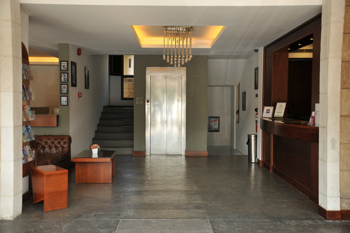 Entrance Monoberge Byblos Hotel pictures of Monoberge Byblos Hotel Byblos main road - Photo 10 of 31