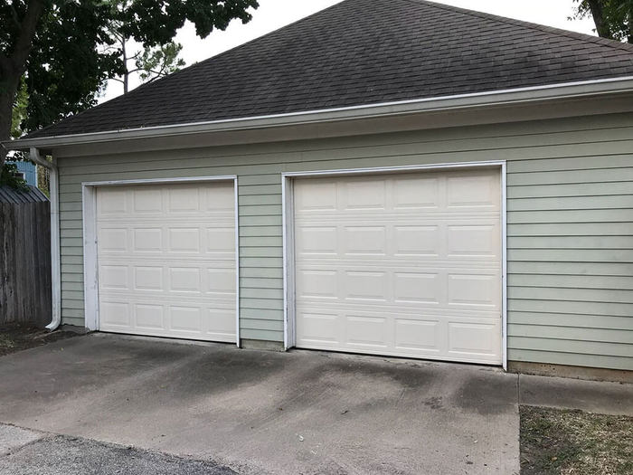  New Album of Garage Door Services and Repair Inc 4660 Beechnut St. - Photo 1 of 3