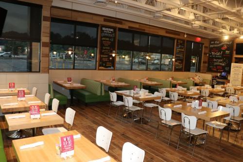  Profile Photos of Zinburger Wine & Burger Bar 280 Route 9 North - Photo 4 of 4