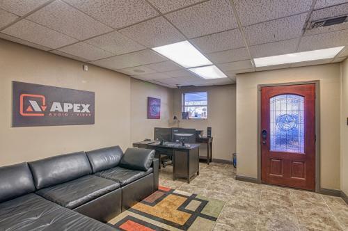  Profile Photos of Apex Audio Video 17130 Hwy 46 W, Suite 8 - Photo 3 of 4