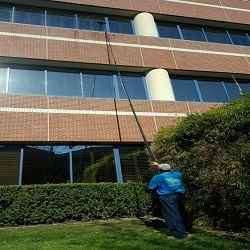  New Album of Valley Window & Gutter Cleaning 4047 First Street #118 - Photo 2 of 3