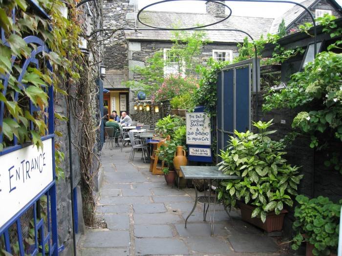  Profile Photos of The Apple Pie Cafe & Bakery/Rooms at the Apple Pie 1-3 Rydal Road - Photo 17 of 18
