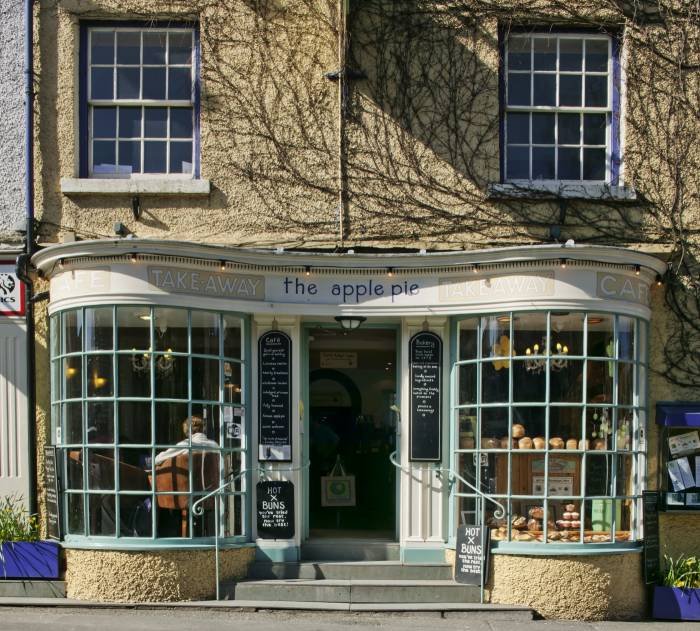  Profile Photos of The Apple Pie Cafe & Bakery/Rooms at the Apple Pie 1-3 Rydal Road - Photo 7 of 18