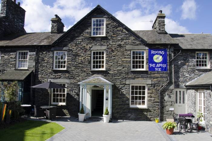  Profile Photos of The Apple Pie Cafe & Bakery/Rooms at the Apple Pie 1-3 Rydal Road - Photo 5 of 18