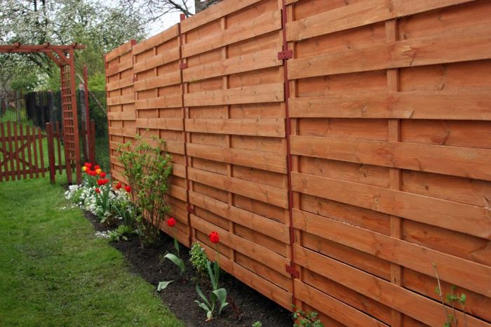  New Album of Bedford Decking and Fencing 7 Aylesbury Rd - Photo 3 of 4