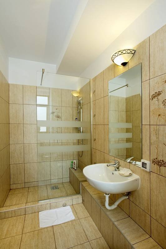  Profile Photos of Pensiune Ambient 3* - elegant B&B 62 Iuliu Maniu Boulevard - Photo 10 of 20